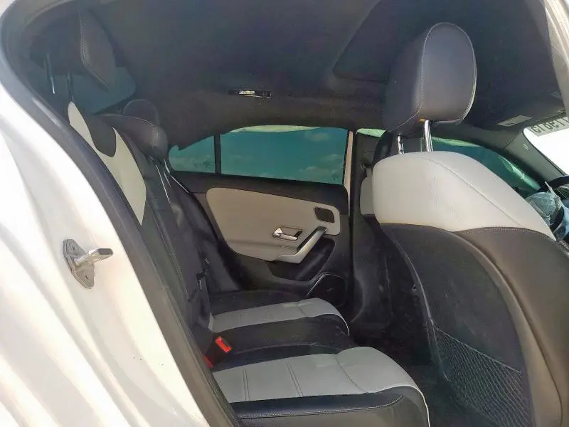 2019 MERCEDES-BENZ A 220 4MATIC  