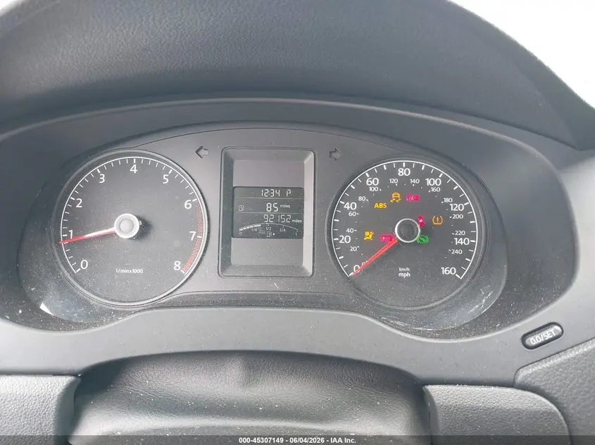 2013 VOLKSWAGEN JETTA 2.0L S