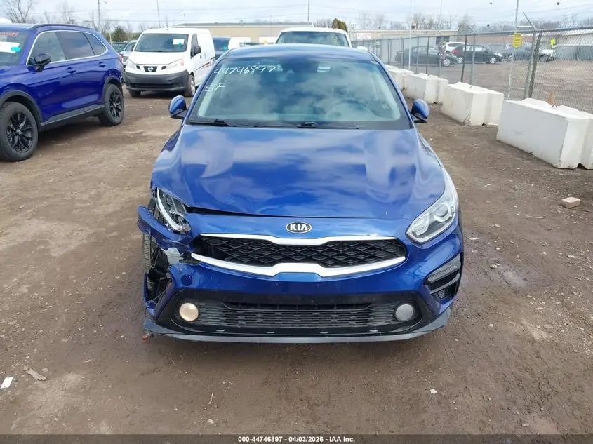 2019 KIA FORTE LXS