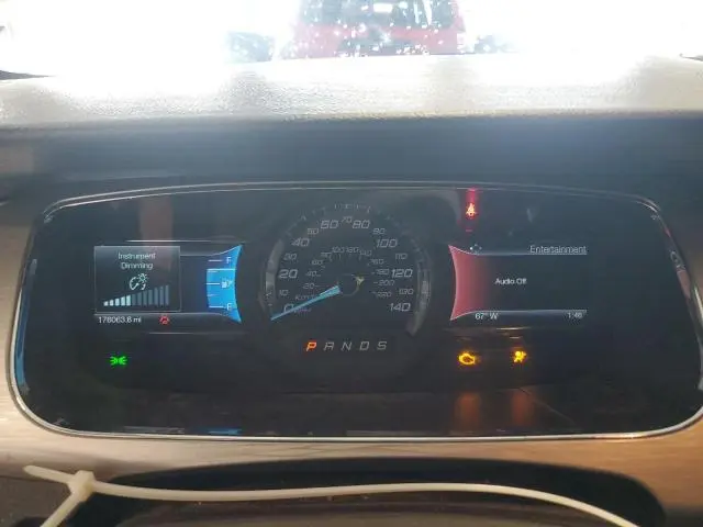 2015 FORD TAURUS SEL  