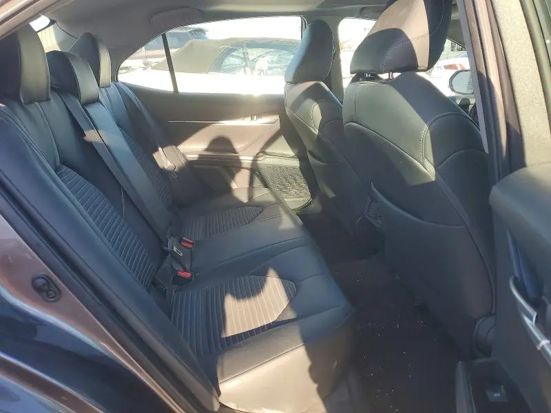 2019 TOYOTA CAMRY   