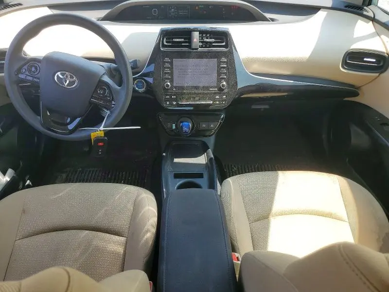 2021 TOYOTA PRIUS LE  