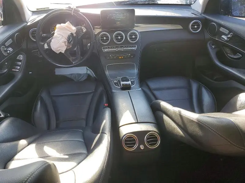 2016 MERCEDES-BENZ GLC 300  