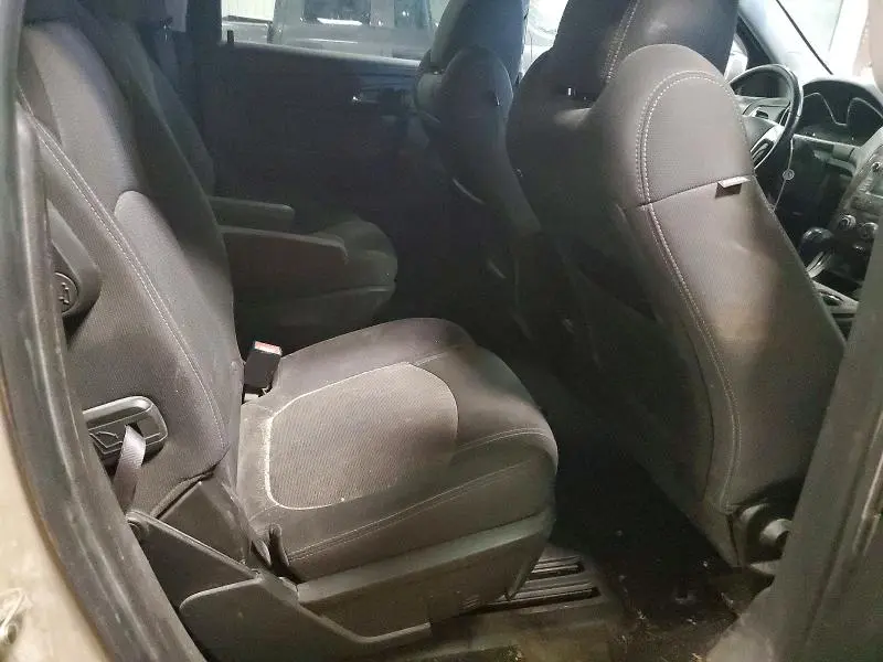 2013 CHEVROLET TRAVERSE LT  