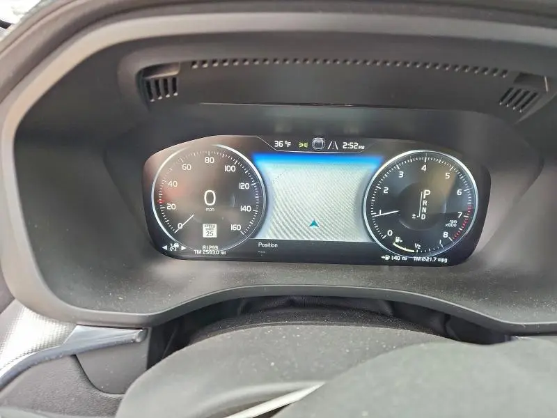 2021 VOLVO XC60 T5 R-DESIGN  