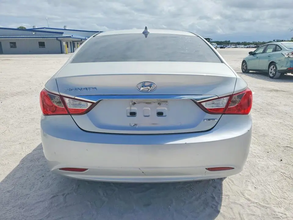 2011 HYUNDAI SONATA LIMITED  