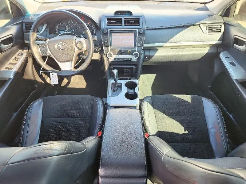 2014 TOYOTA CAMRY SE V6  
