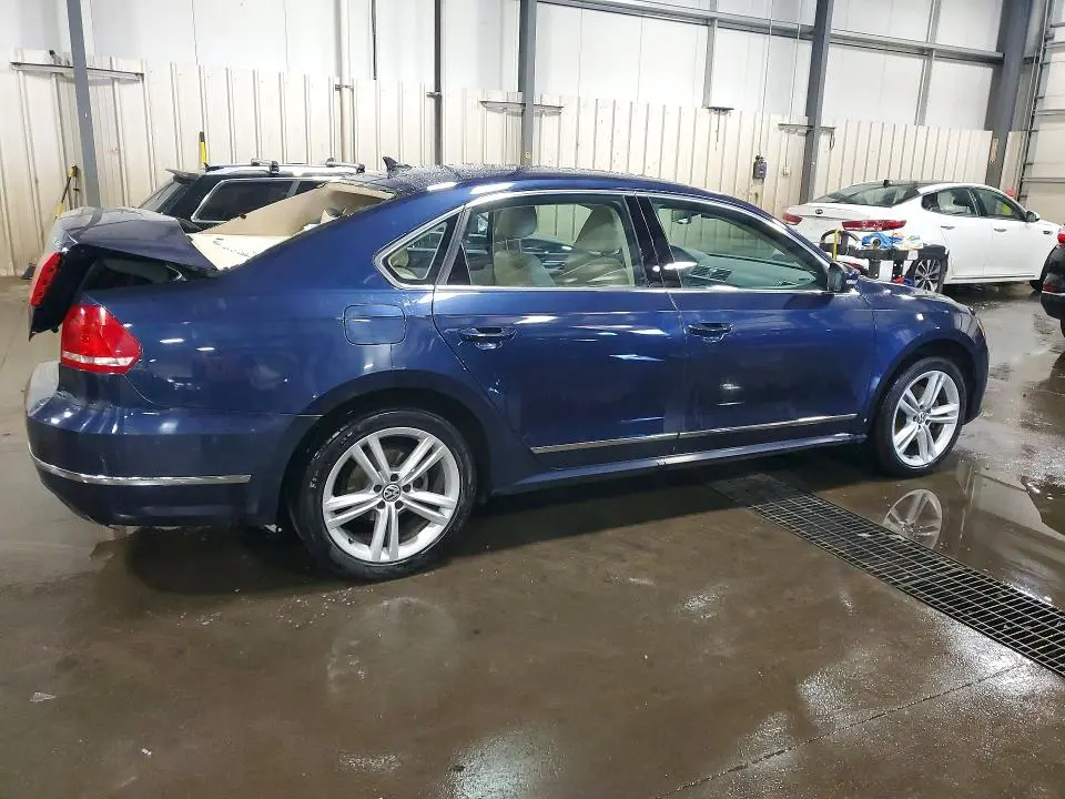 2015 VOLKSWAGEN PASSAT SEL  