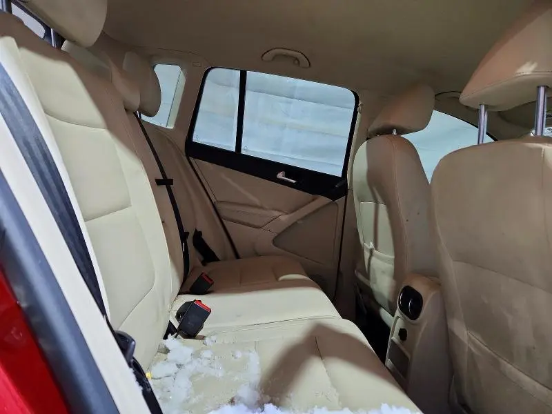 2016 VOLKSWAGEN TIGUAN S  