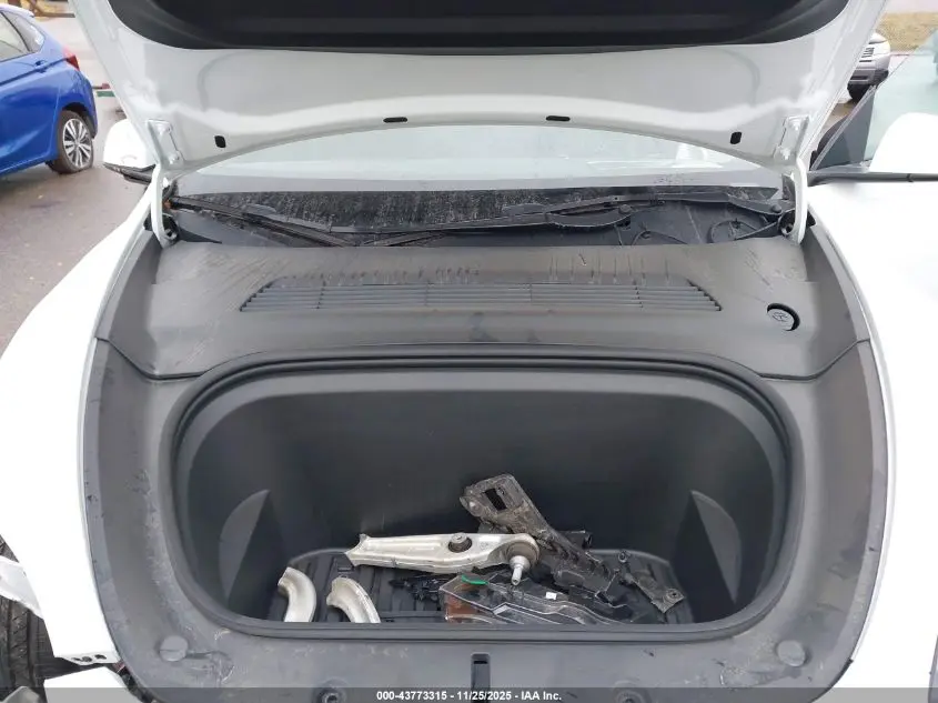 2021 TESLA MODEL Y LONG RANGE DUAL MOTOR ALL-WHEEL DRIVE