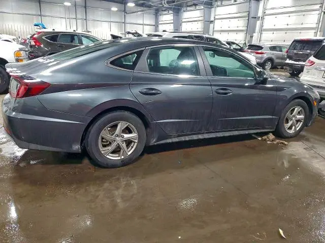 2022 HYUNDAI SONATA SE  