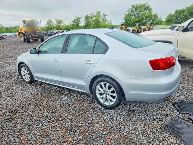 2011 VOLKSWAGEN JETTA SE  