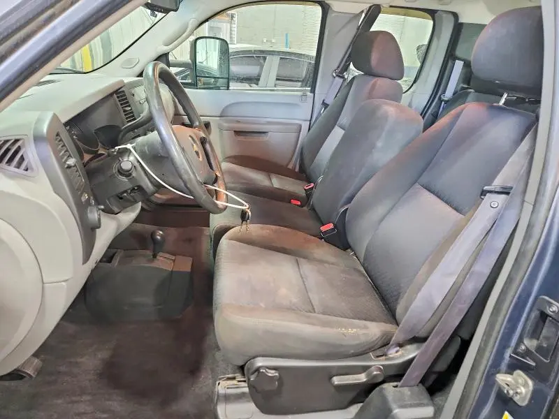 2011 CHEVROLET SILVERADO K1500 LS  