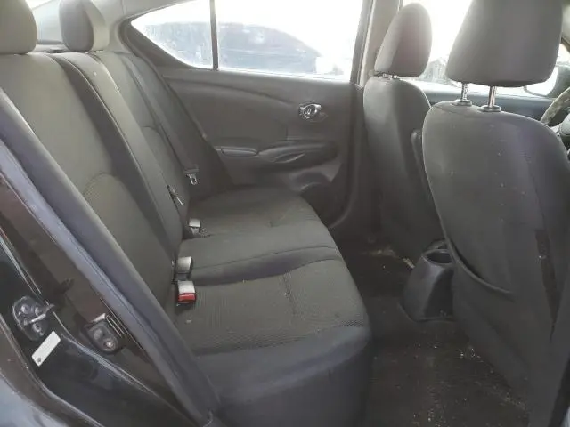 2013 NISSAN VERSA S  