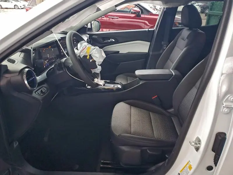 2025 CHEVROLET TRAX 1LT  