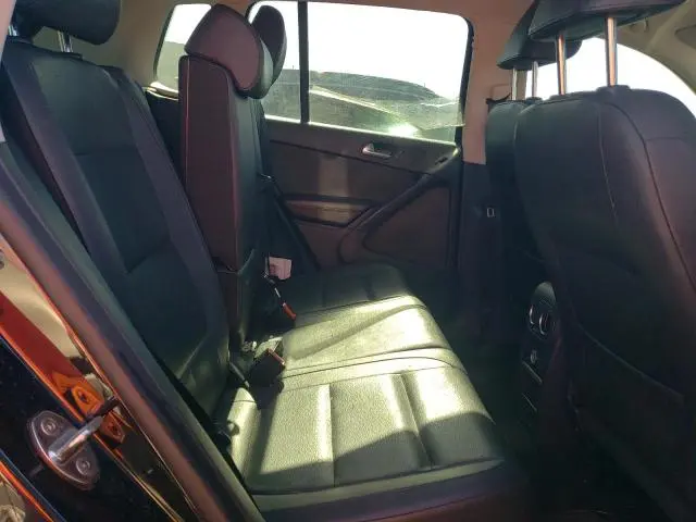 2016 VOLKSWAGEN TIGUAN S  