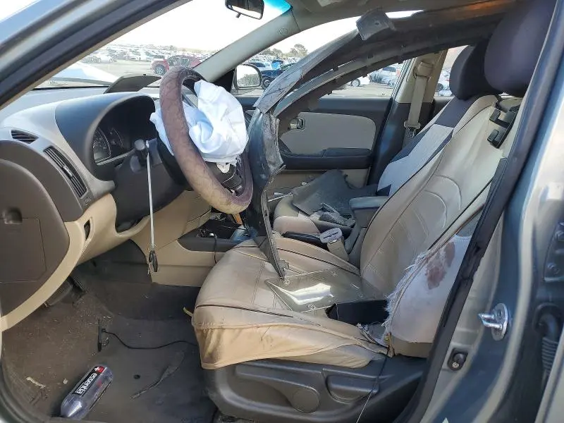 2010 HYUNDAI ELANTRA GLS  
