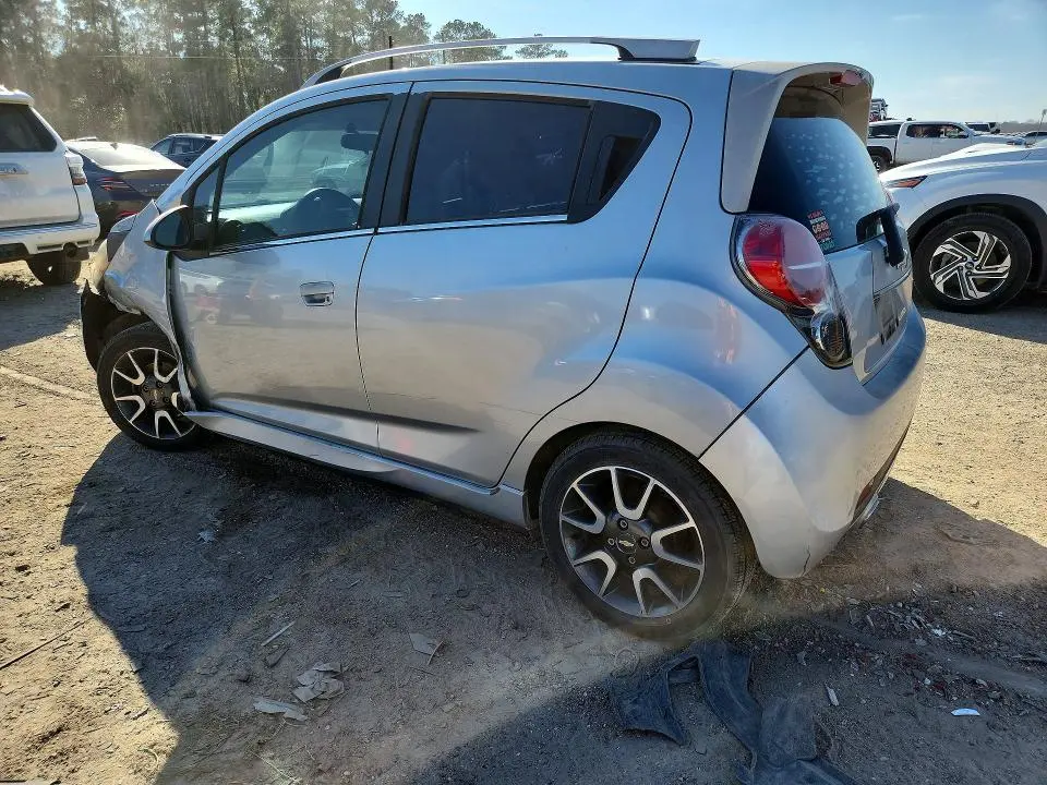 2013 CHEVROLET SPARK 2LT  