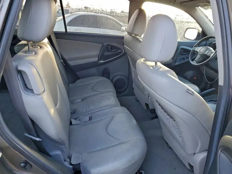 2011 TOYOTA RAV4 LIMITED  