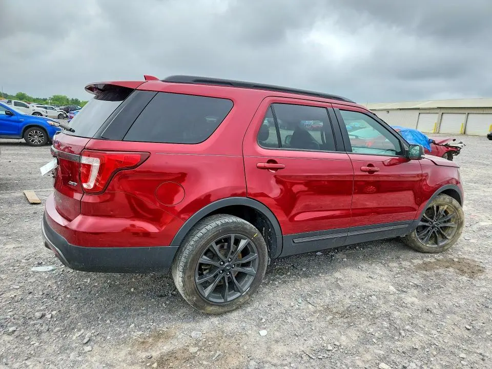 2017 FORD EXPLORER XLT  
