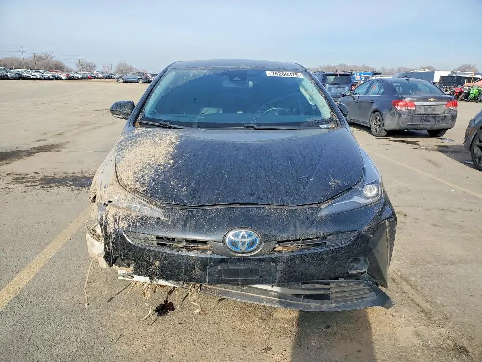 2020 TOYOTA PRIUS XLE  