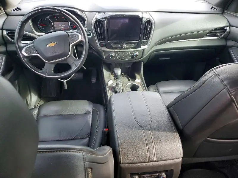 2023 CHEVROLET TRAVERSE LT  