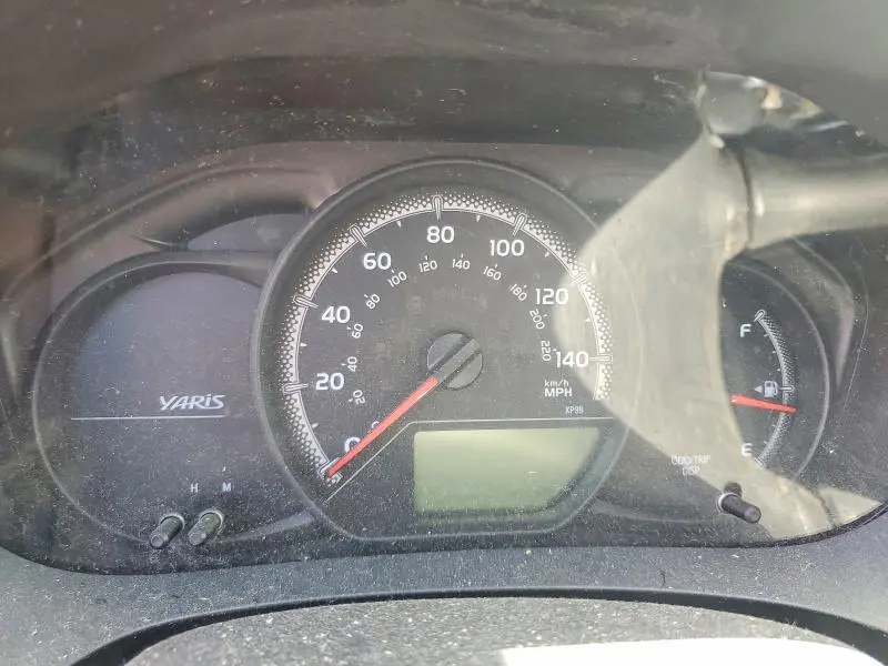 2015 TOYOTA YARIS 5-DOOR LE  