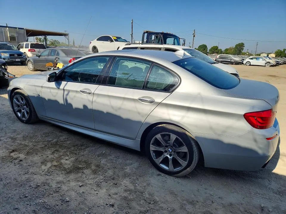 2011 BMW 528 I  