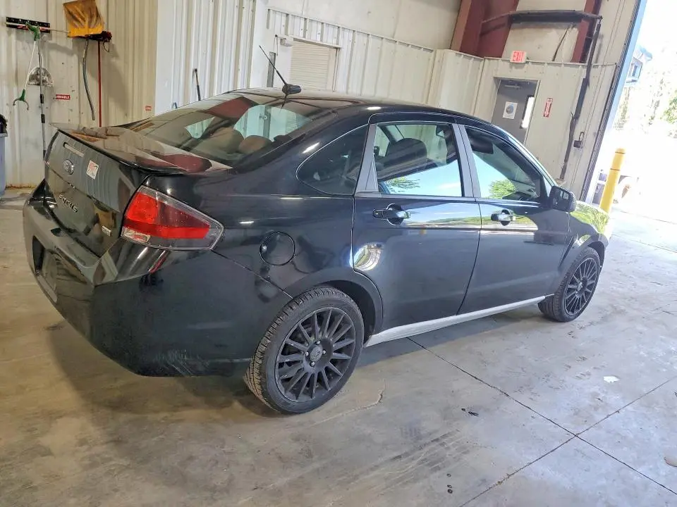 2010 FORD FOCUS SES  