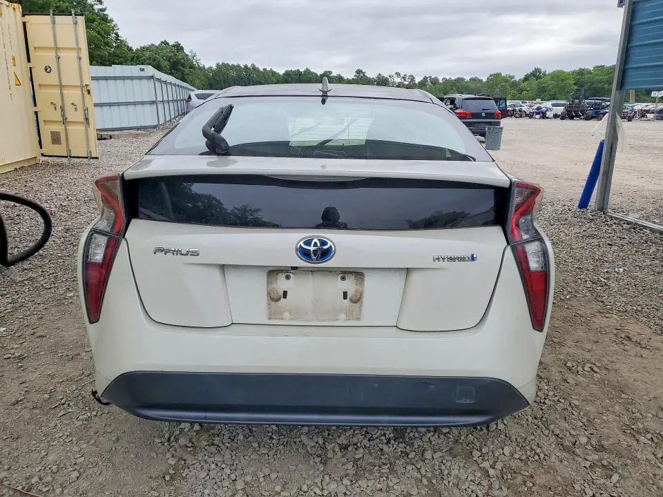 2016 TOYOTA PRIUS THREE  