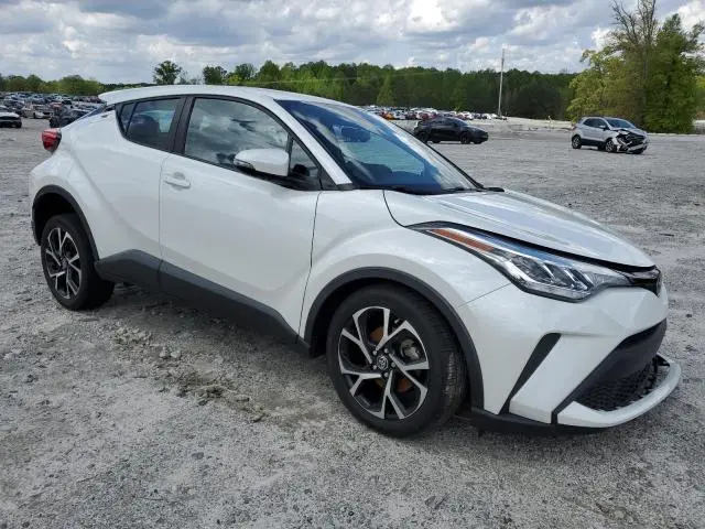 2021 TOYOTA C-HR XLE