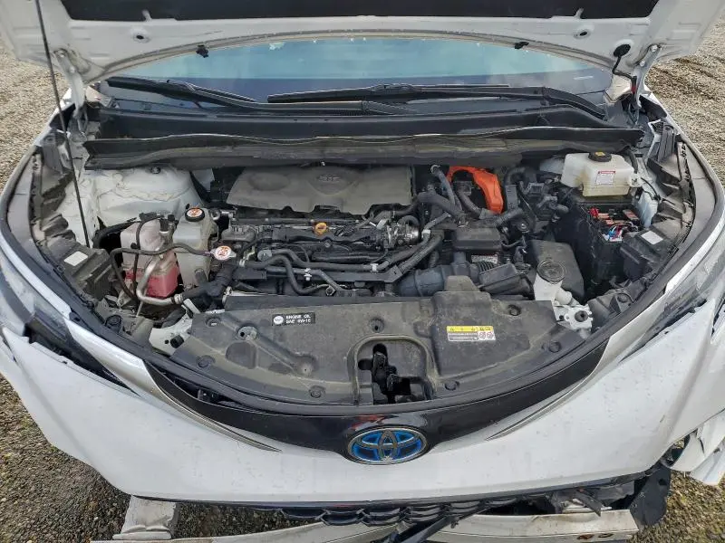 2022 TOYOTA SIENNA XSE  