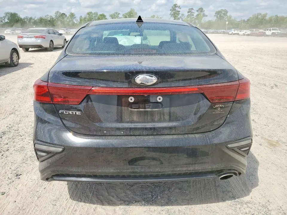 2019 KIA FORTE LXS  