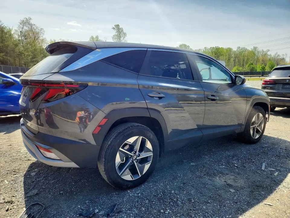 2025 HYUNDAI TUCSON SEL  
