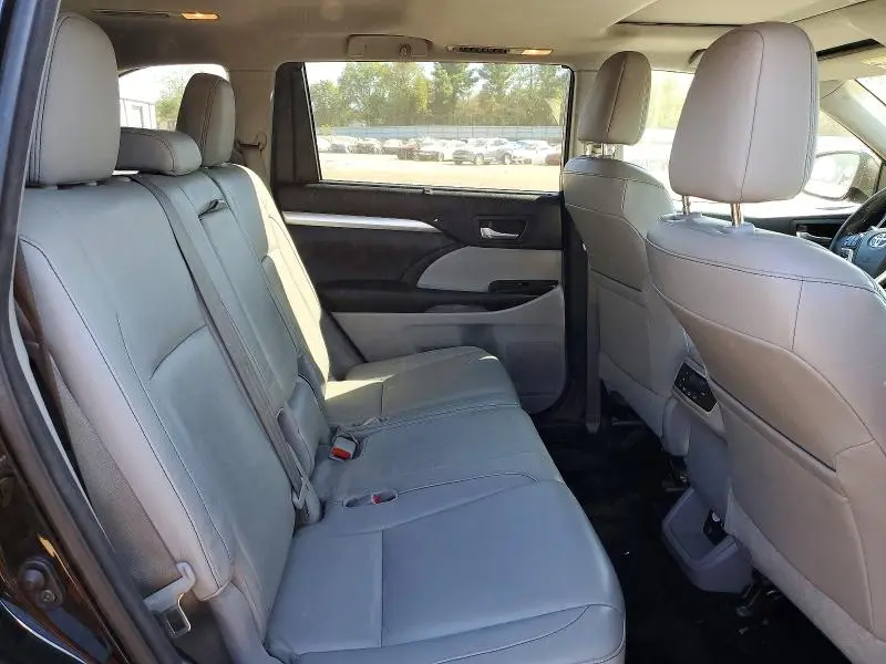 2014 TOYOTA HIGHLANDER XLE  