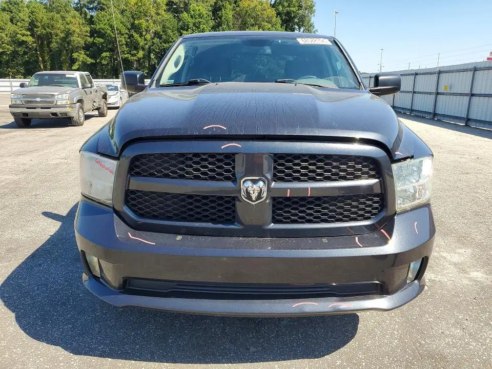2013 RAM 1500 ST  