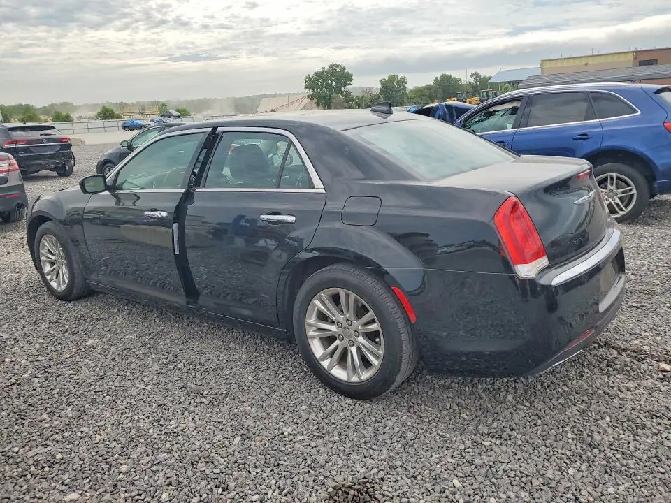 2016 CHRYSLER 300C   