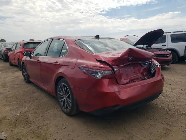2023 TOYOTA CAMRY XLE
