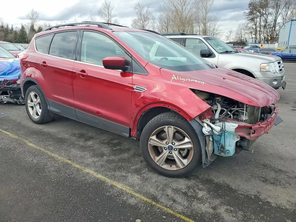 2016 FORD ESCAPE SE  