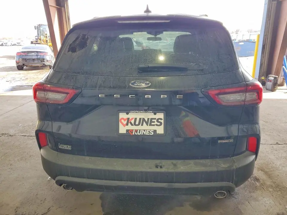 2025 FORD ESCAPE ST LINE SELECT  