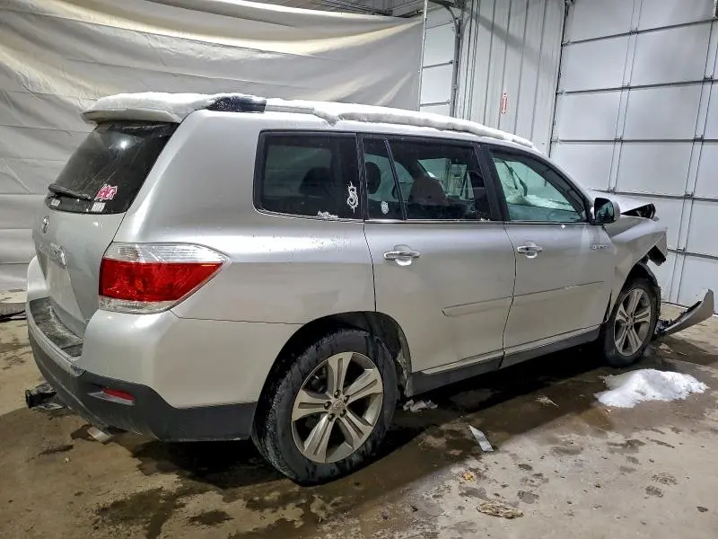 2011 TOYOTA HIGHLANDER LIMITED  