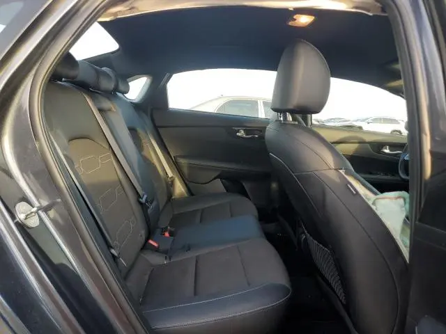 2023 KIA FORTE GT LINE  