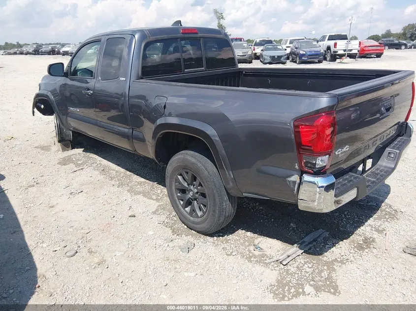 2022 TOYOTA TACOMA SR5