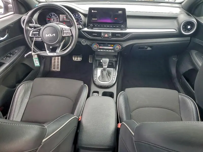 2022 KIA FORTE GT LINE  