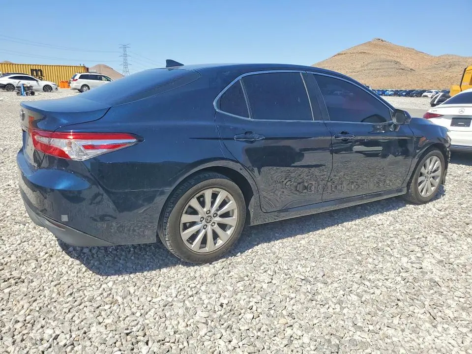 2019 TOYOTA CAMRY LE  