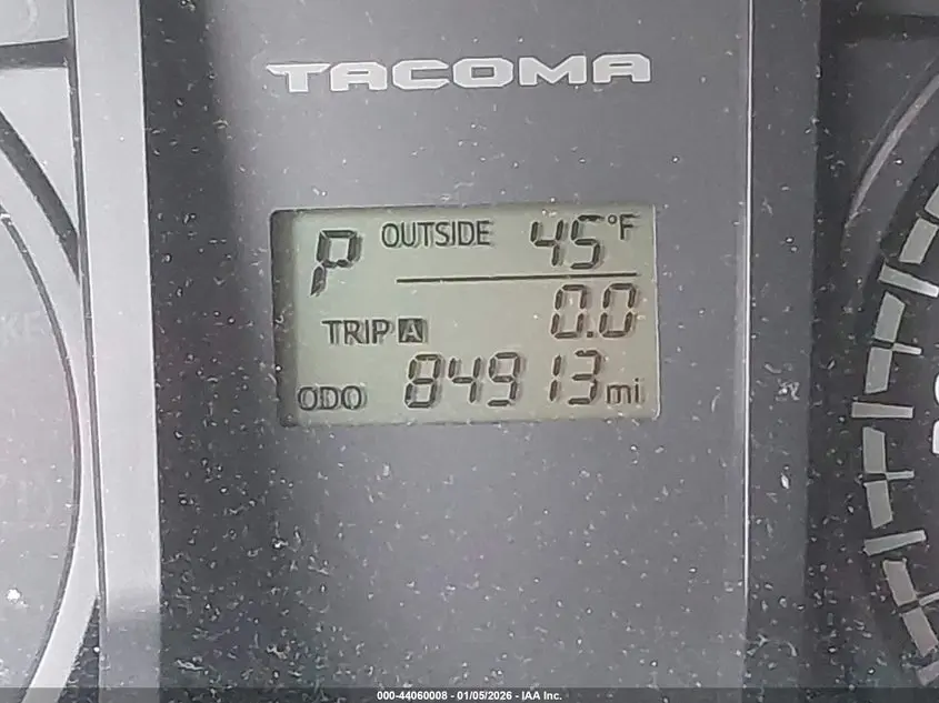 2016 TOYOTA TACOMA SR V6