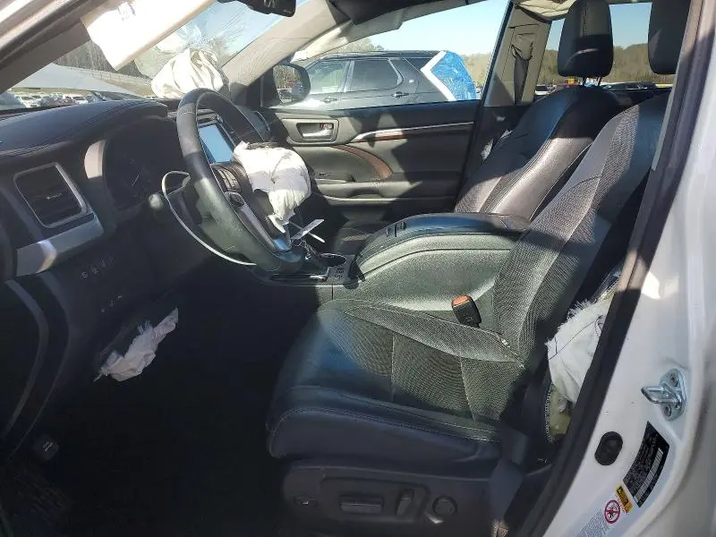 2016 TOYOTA HIGHLANDER LIMITED PLATINUM  