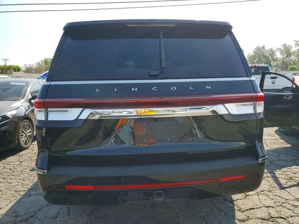 2022 LINCOLN NAVIGATOR L  