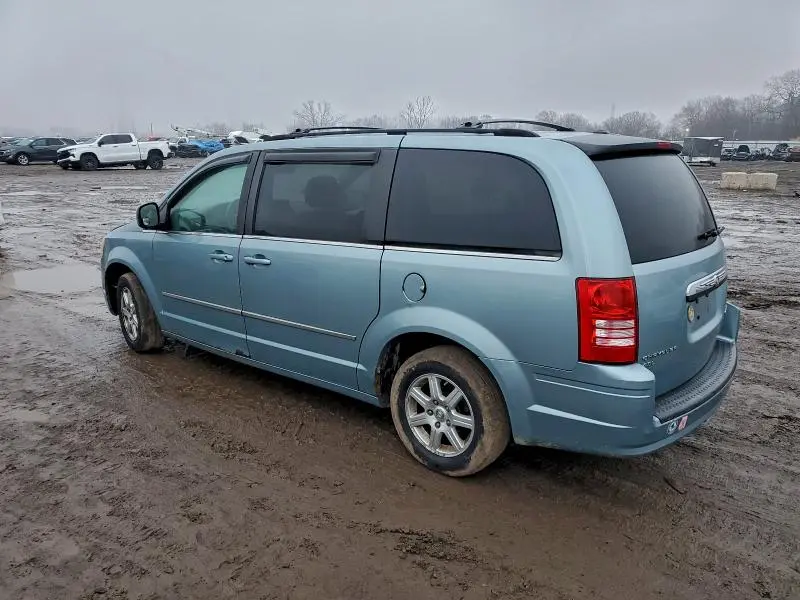 2010 CHRYSLER TOWN & COUNTRY TOURING PLUS  