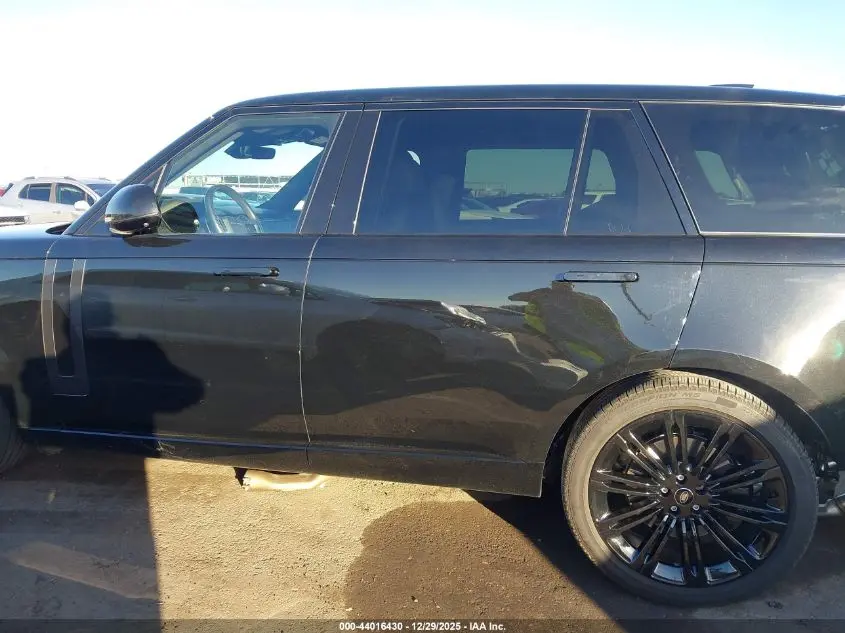 2025 LAND ROVER RANGE ROVER P530 SE 7 SEAT